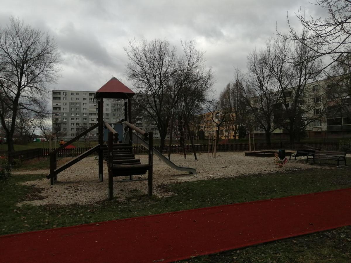 Ubytovanie Emily Dunajska Streda Bagian luar foto