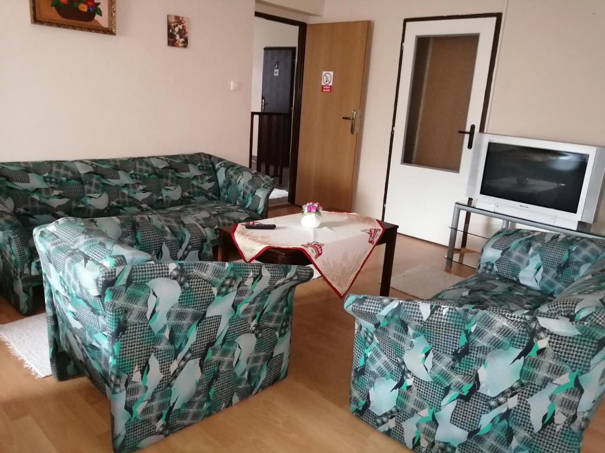 Ubytovanie Emily Dunajska Streda Bagian luar foto